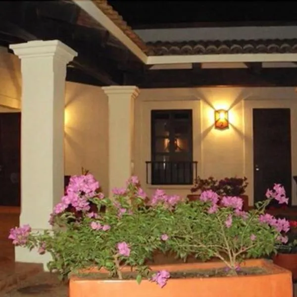 波萨达桑塔丽塔旅馆，位于La Laguna的酒店