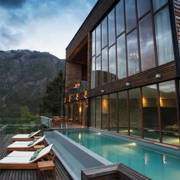 Uman Lodge Patagonia Chile，位于富塔莱乌富的酒店