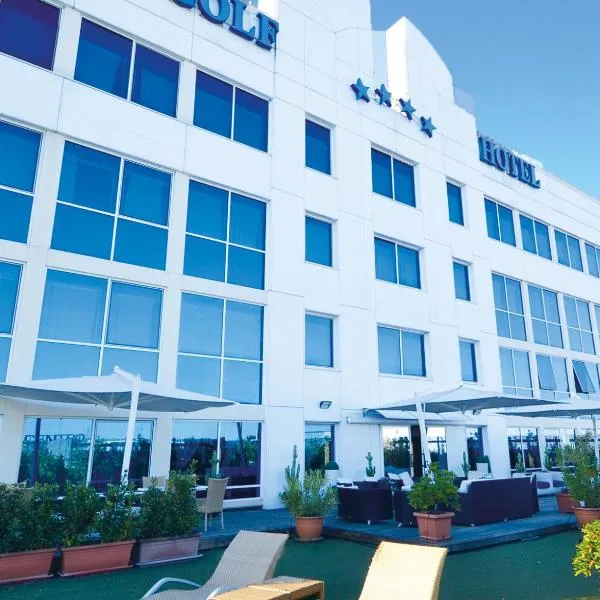 米兰高尔夫酒店，位于皮耶韦埃马努埃莱的酒店