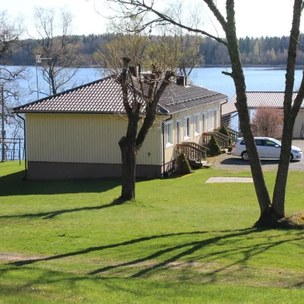 Labbnäs Semesterhem, Radhuset，位于Högsåra的酒店