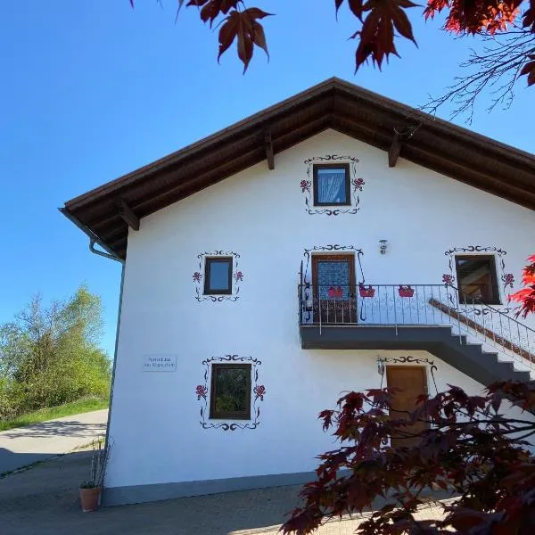 Ferienhaus am Kagerstein，位于Eschlkam的酒店