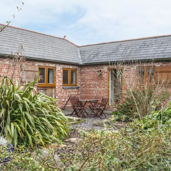 Acorn Cottage 2，位于Petton的酒店