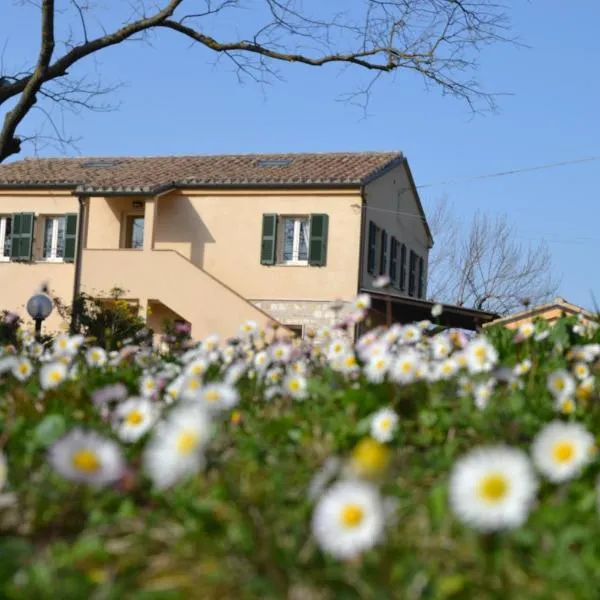 Il Mandorlo - Agriturismo e Azienda Agricola Ferrato，位于安科纳的酒店