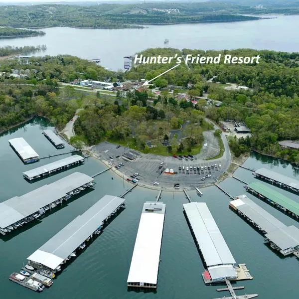Hunter's Friend Resort Near Table Rock Lake，位于Coney Island的酒店
