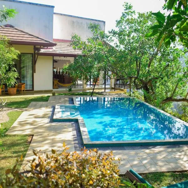 顿辛达水上别墅 ，位于Pitakanda的酒店