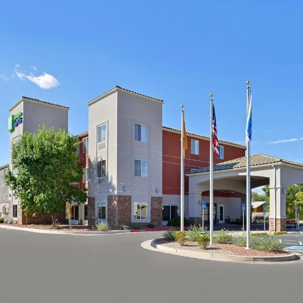 Holiday Inn Express Albuquerque N - Bernalillo, an IHG Hotel，位于Santa Ana Pueblo的酒店