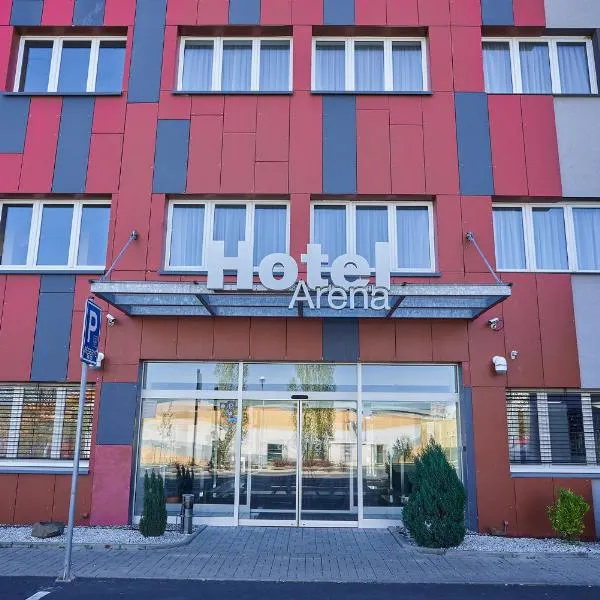 阿雷娜旅馆，位于霍穆托夫的酒店