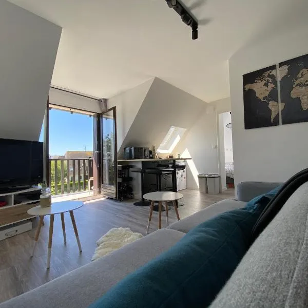 Escapade à Cabourg, 300M plage, calme et chaleureux，位于卡布尔的酒店