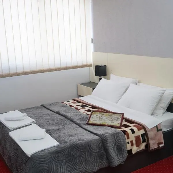 Rooms S&S Milicevic u strogom centru Aleksandrovca，位于Aleksandrovac的酒店