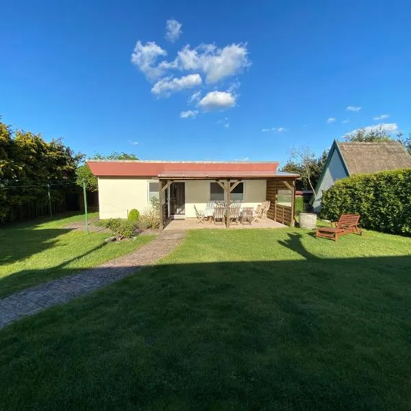 Bungalow in freier Natur，位于沃尔加斯特的酒店