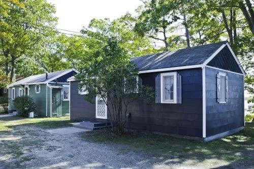 Cabin #2 - M Den cabin，位于Carp Lake的酒店