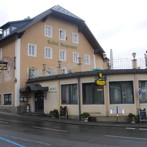 可纳朋维尔特旅馆，位于Lessach Oberdorf的酒店