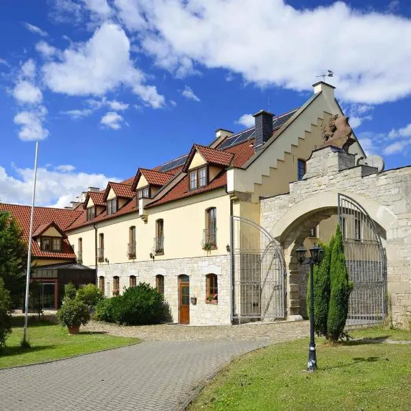 Hotel und Restaurant Rittergut Kreipitzsch，位于Niedertrebra的酒店