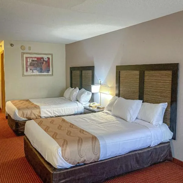 Motel 6 Elkhart, IN，位于埃尔克哈特的酒店