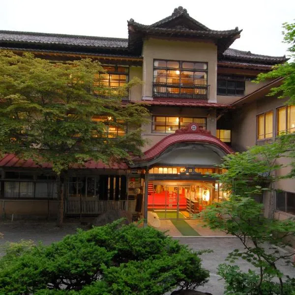 Fujisan Ryokan，位于花卷市的酒店