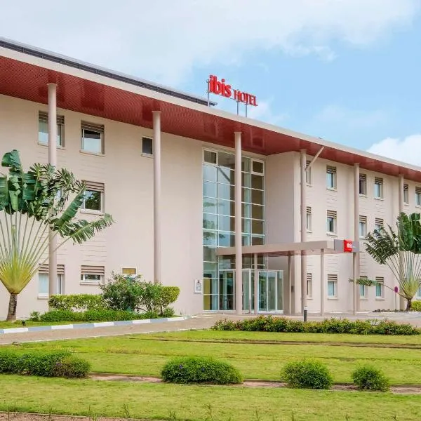 科托努宜必思酒店，位于Adjagbo的酒店
