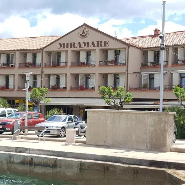 米拉梅尔酒店，位于Strilčići的酒店
