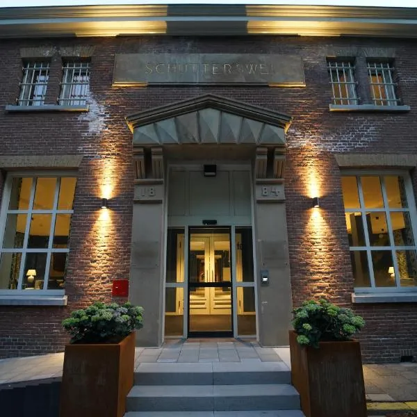 The Fallon Hotel Alkmaar，位于De Woude的酒店