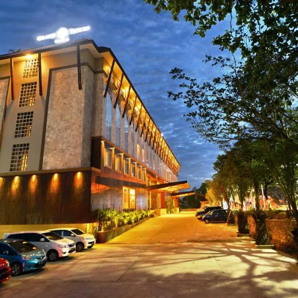 巴厘巴板格兰特克洛酒店，位于巴厘巴板的酒店