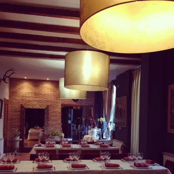 雷克纳帕提拉休达酒店，位于雷克纳的酒店