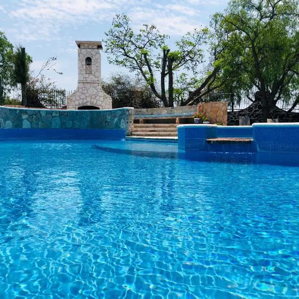 Club Vergel Resort，位于San Pablo Tolimán的酒店