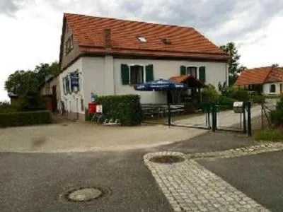 Ferienwohnung Einkehr bei Franz，位于Brösa的酒店