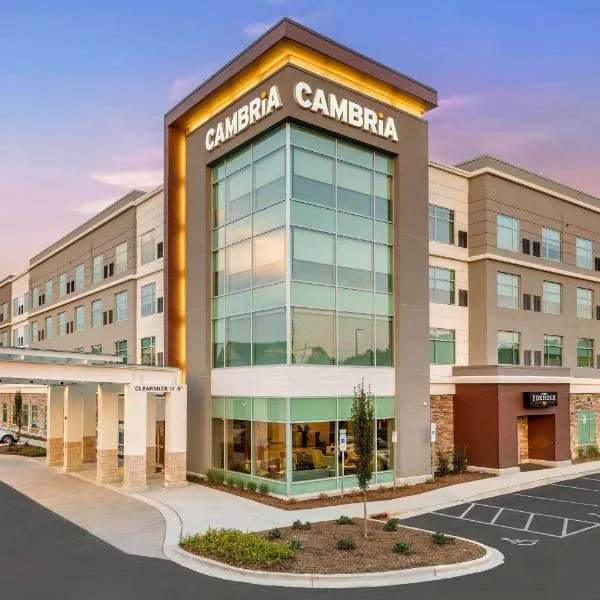 Cambria Hotel Fort Mill，位于派恩维尔的酒店