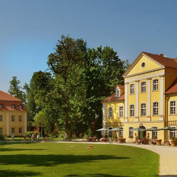 Pałac Łomnica - Karkonosze / Riesengebirge，位于Radomierz的酒店