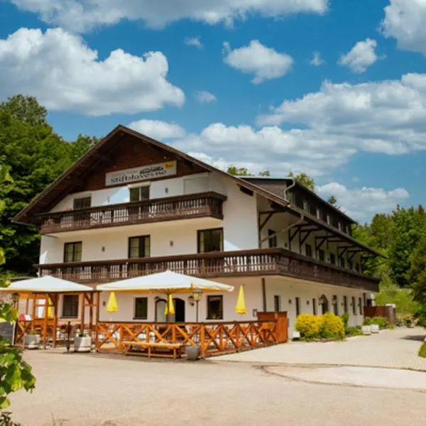 Stiftstaverne Klein Mariazell，位于Kaumberg的酒店