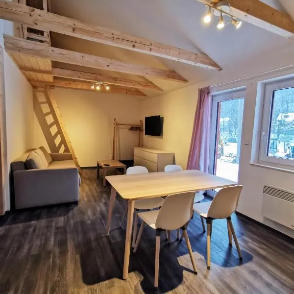 Apartmány Ski areal Kareš，位于卢捷拿纳德德斯努的酒店