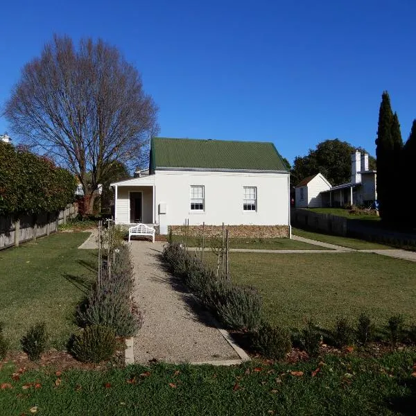 The Chapel Deloraine，位于Golden Valley的酒店