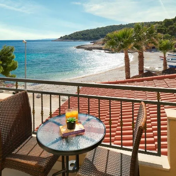 弗图纳酒店，位于赫瓦尔的酒店