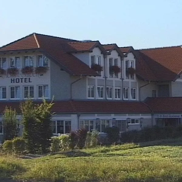 施图本-莫扎特酒店，位于Enkering的酒店