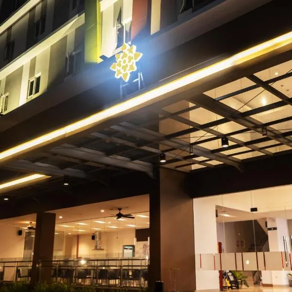 Lynn Hotel Serang，位于西冷的酒店