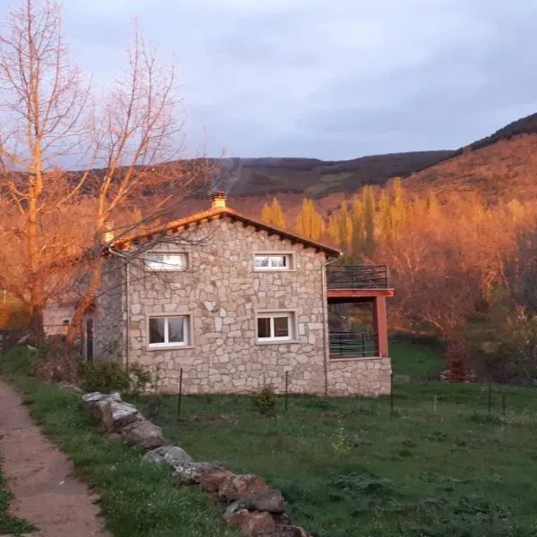 casa sierra avellaneda avila，位于Avellaneda的酒店