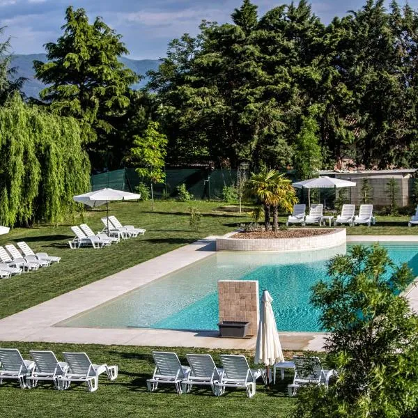 Umbriaverde Sporting & Resort，位于Montecchio的酒店