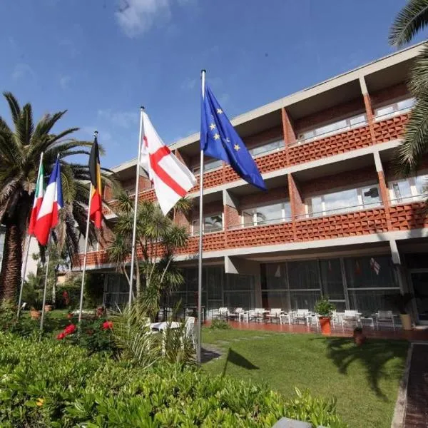 海湾酒店，位于Bergiola Foscalina的酒店