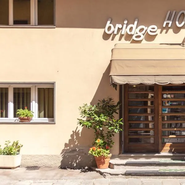 布丽杰酒店，位于博尔戈阿莫扎诺的酒店