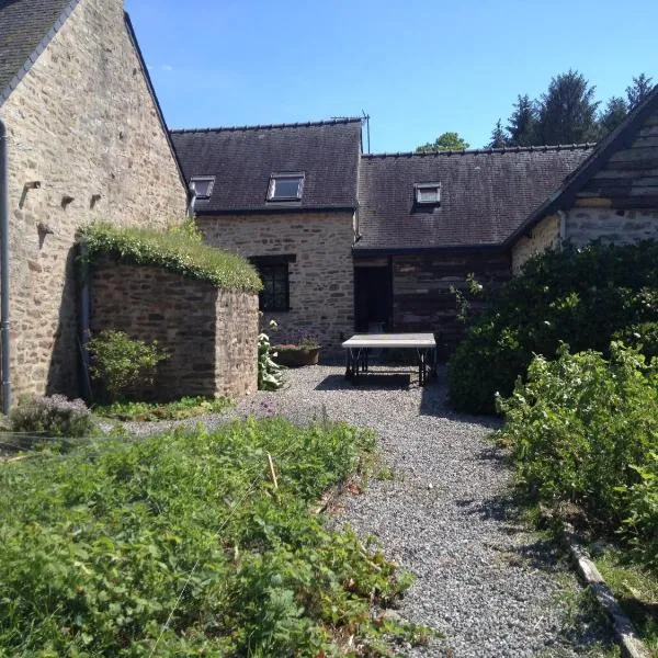 Gîtes calmes écologiques，位于Saint-Symphorien的酒店