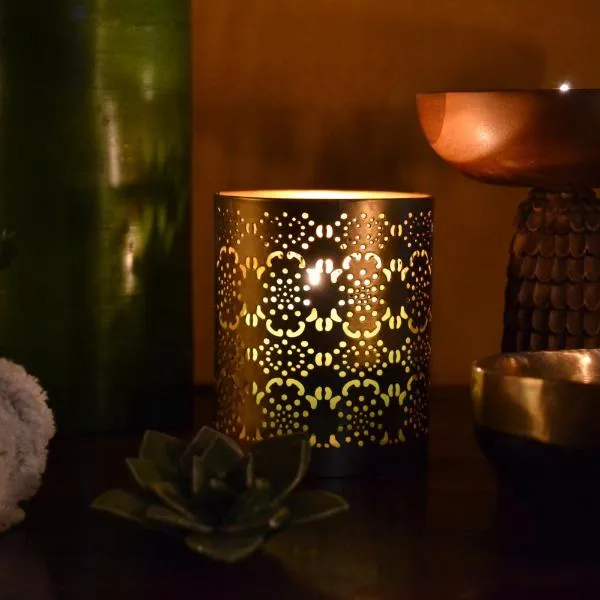 Massages du Monde，位于Saint-Georges-sur-la-Prée的酒店