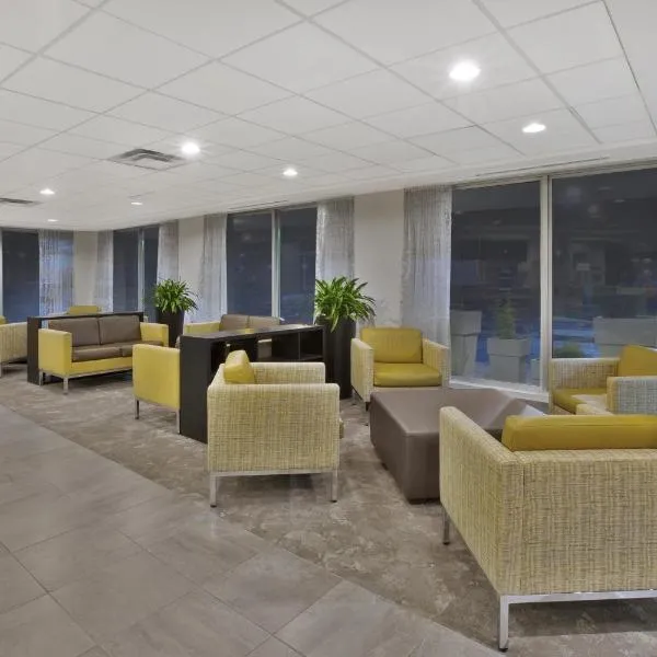 Holiday Inn Columbus Dwtn-Capitol Square by IHG,位于哥伦布的酒店