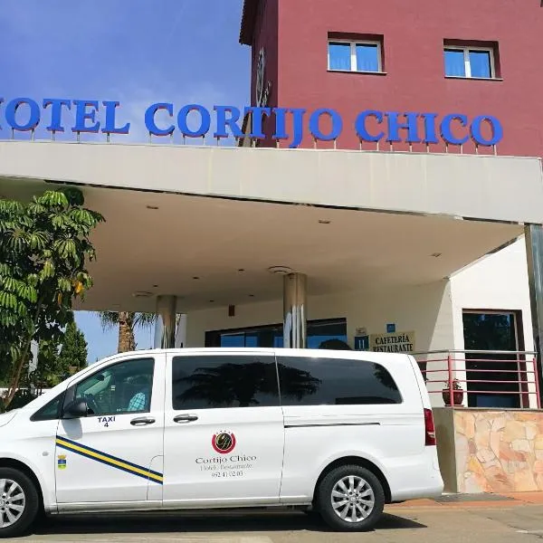 Cortijo Chico Málaga Airport，位于Estación的酒店