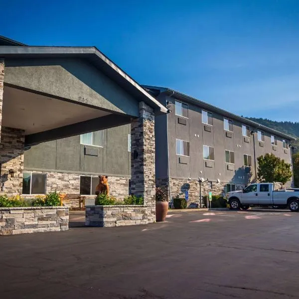 兰特帕斯拉金塔旅馆及套房酒店，位于Rogue River的酒店