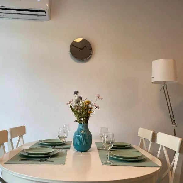 Deko Apartments Alezzi Beach Mamaia，位于北马马亚-讷沃达里的酒店