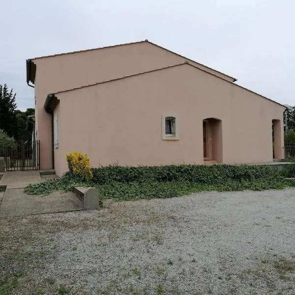 Gîte L'Aramont proche de Carcassonne，位于Laure-Minervois的酒店
