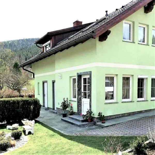 Ferienhaus Familie Lagler，位于霍赫林德的酒店