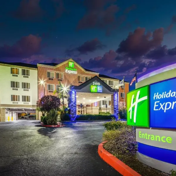 Holiday Inn Express Castro Valley，位于圣莱安德罗的酒店