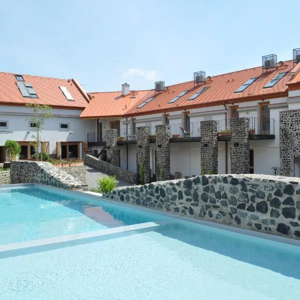 Oblík Resort，位于Orasice的酒店