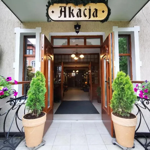 庞赛特艾卡亚旅馆，位于库多瓦-兹德鲁伊的酒店