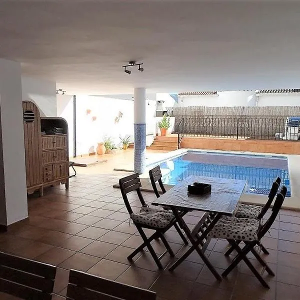 Casa Quercus con piscina privada，位于科尔特斯德拉夫龙特拉的酒店